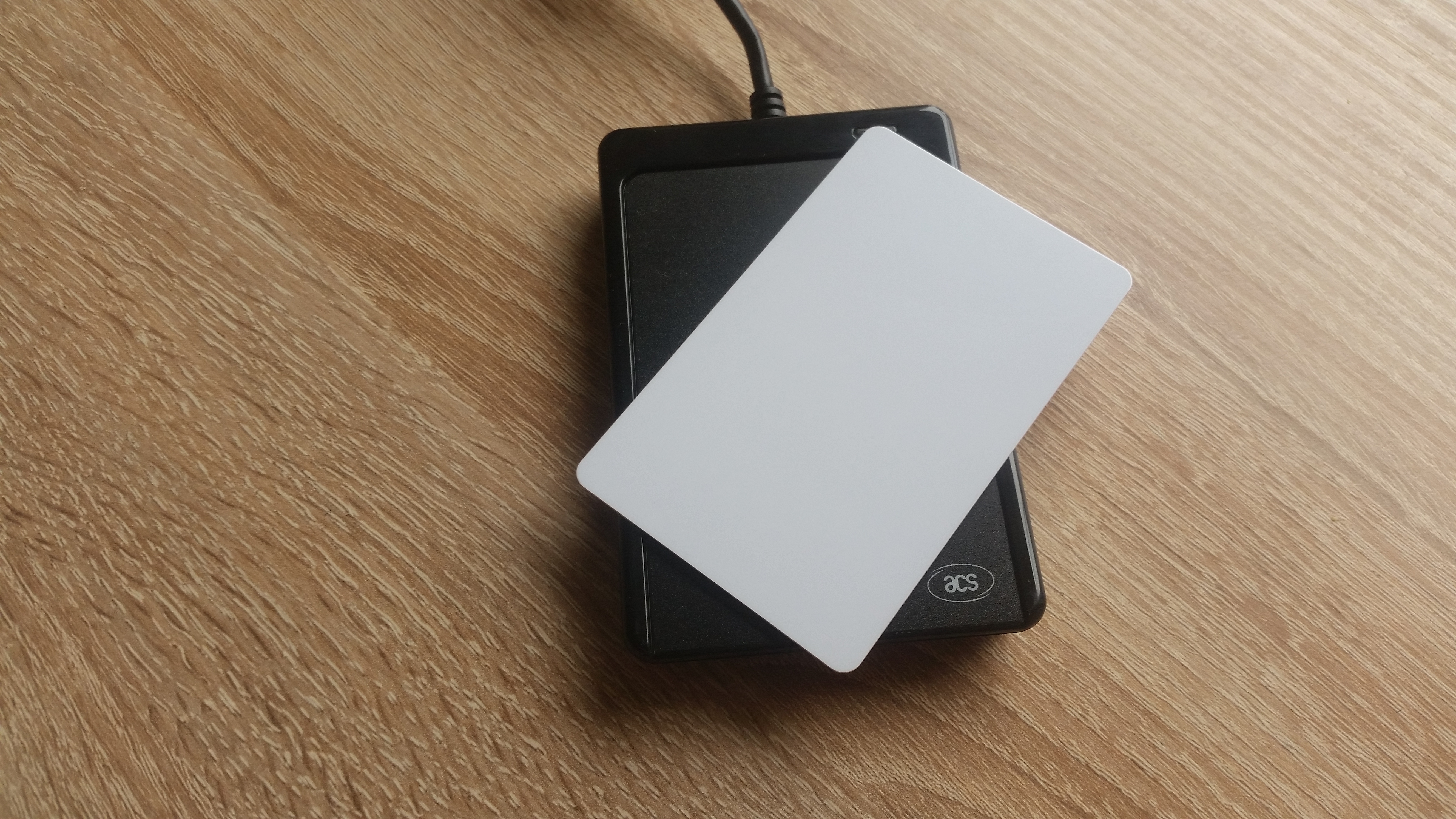 ACR1252 (table-top)